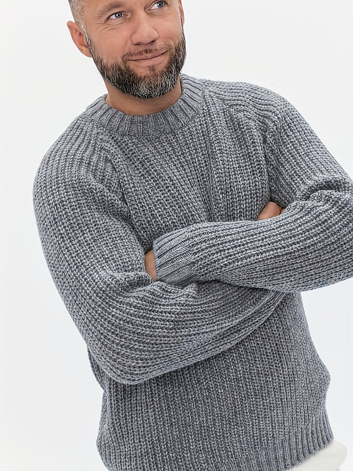 Sweater med rund hals, raglanærmer og ribstrik til mænd