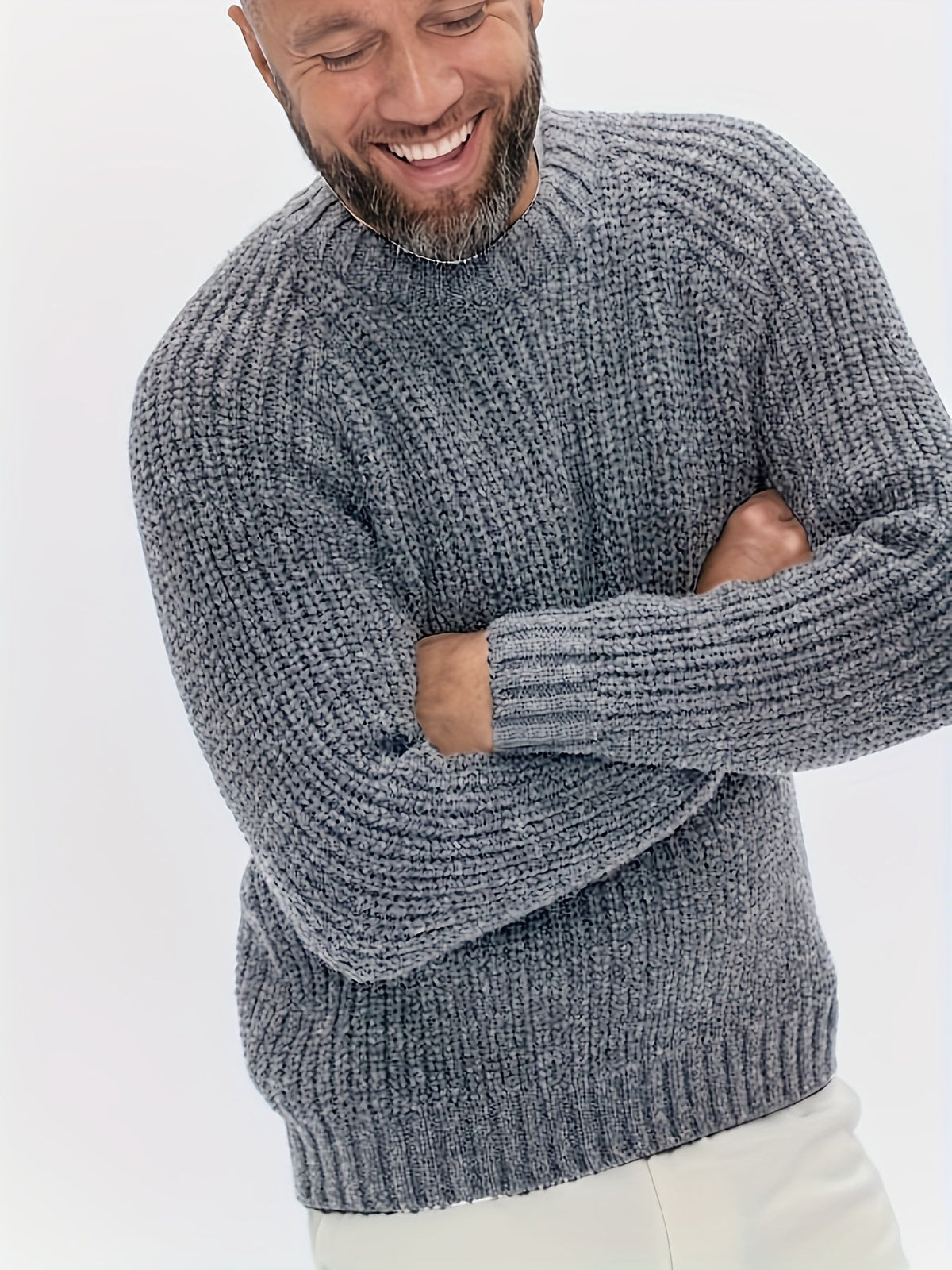 Sweater med rund hals, raglanærmer og ribstrik til mænd