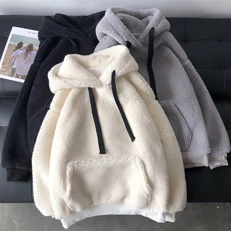 Hoodie til damer med hætte, snoretræk og kængurulomme foran