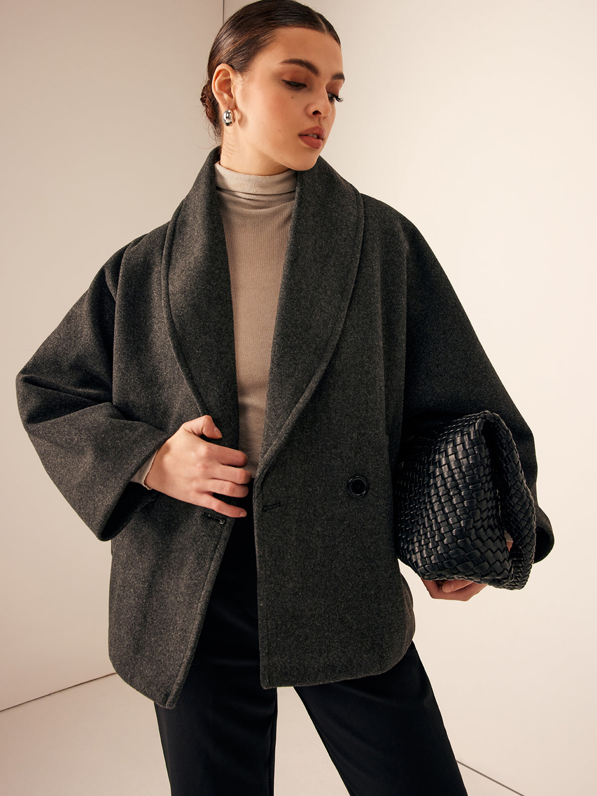 Oversized frakke dame med sjalskrave og dobbeltradet knaplukning