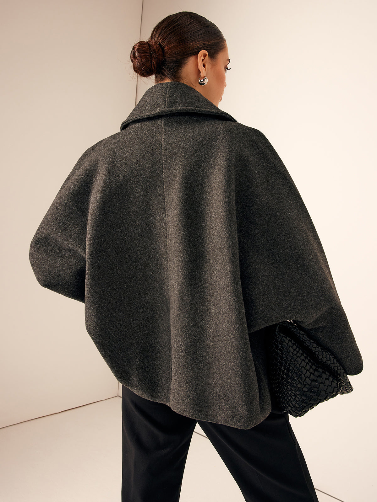 Oversized frakke dame med sjalskrave og dobbeltradet knaplukning