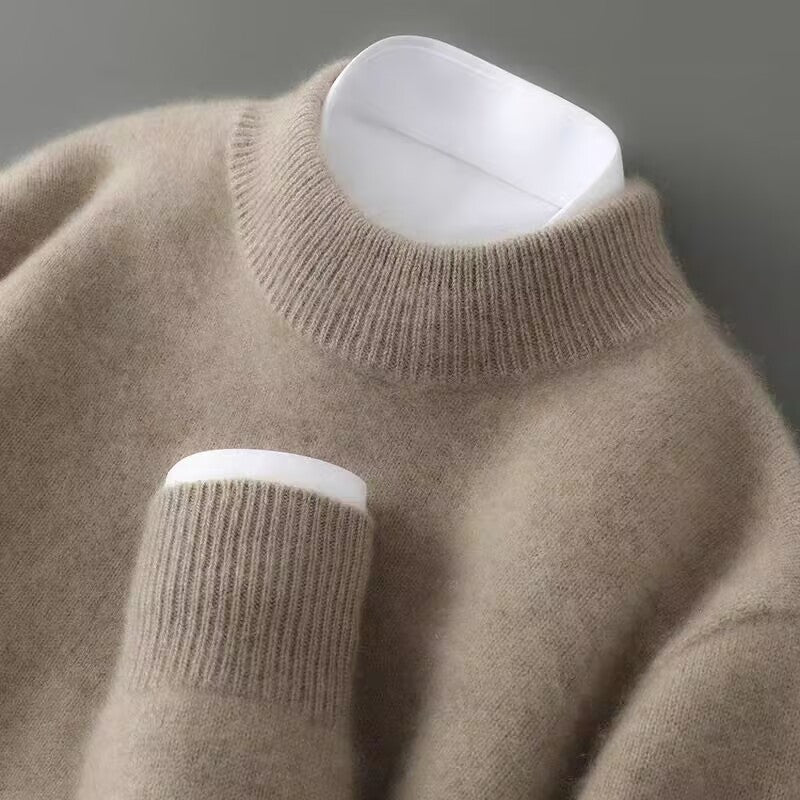 Sweater til mænd med rund hals, lange ærmer og regulær pasform uden logo