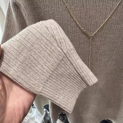 Ribstrikket sweater med rullekrave og varmt foer til damer