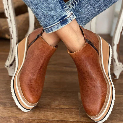 Ankelhøje snørestøvler dame med kilehæl, plateausål og lynlås i siden