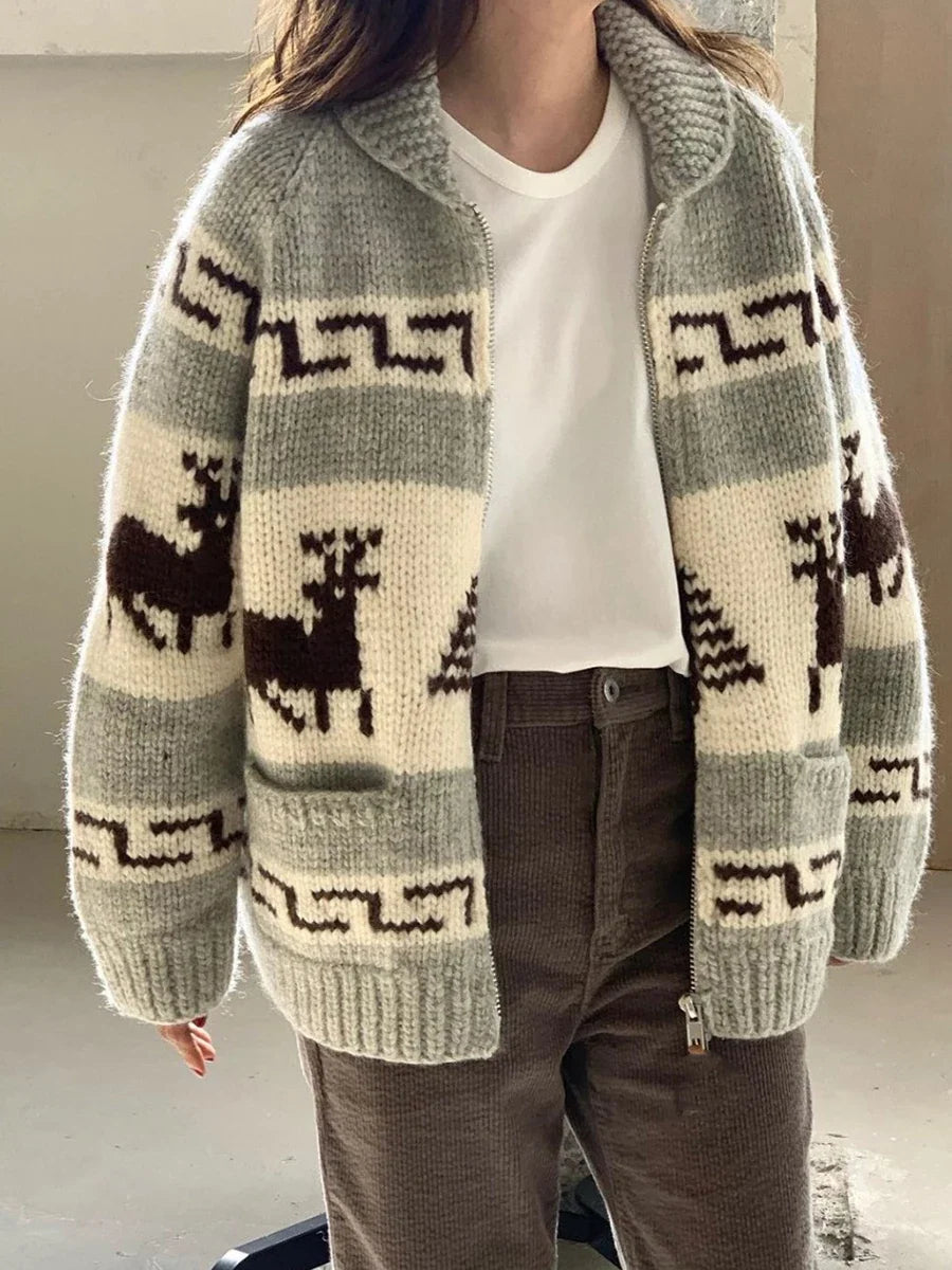 Julesweater dame med lynlås og rensdyrmønster i grov strik