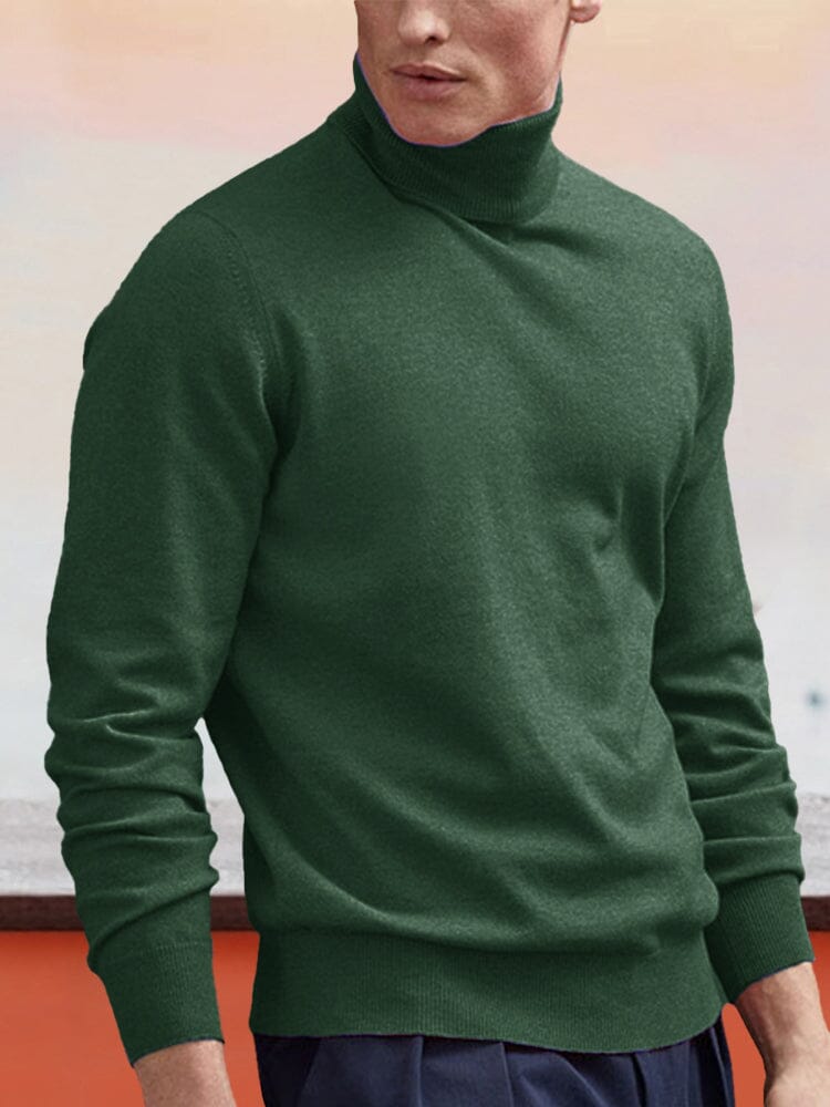 Strikket sweater med høj rullekrave, ribkanter og regulær pasform til mænd