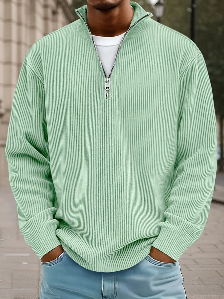 Ribbet sweater til mænd med halv lynlås, høj krave og løs pasform