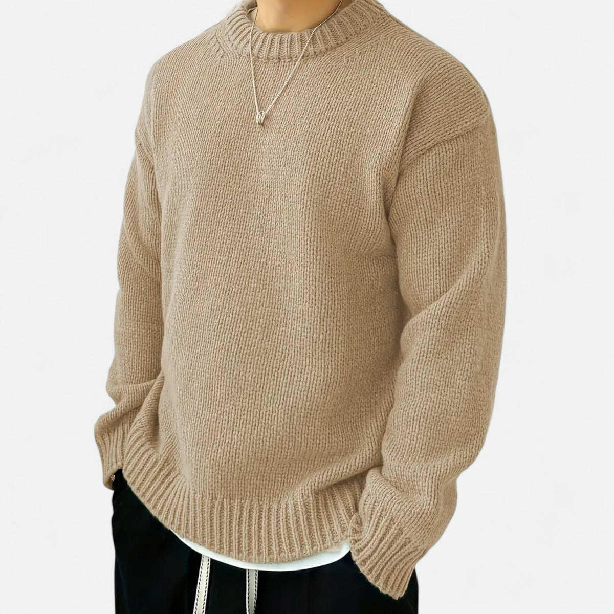 Sweater med rund hals og ribkanter i løs pasform til mænd