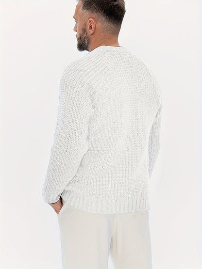Sweater med rund hals, raglanærmer og ribstrik til mænd