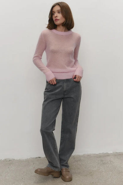 Gennemsigtig sweater med rund hals og lange ærmer til damer