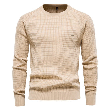 Sweater til mænd med rund hals, lange raglanærmer og ribkant ved hals og bundkant