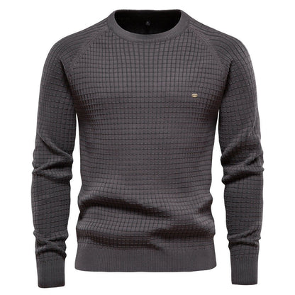 Sweater til mænd med rund hals, lange raglanærmer og ribkant ved hals og bundkant