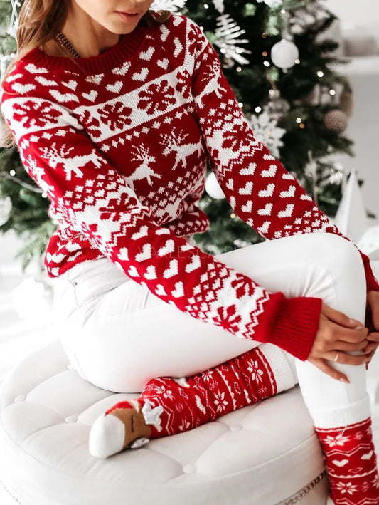 Julesweater dame med rund hals og rensdyrmønster, langærmet strik