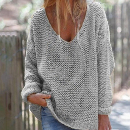 V-hals sweater i løs pasform til damer med lange ærmer